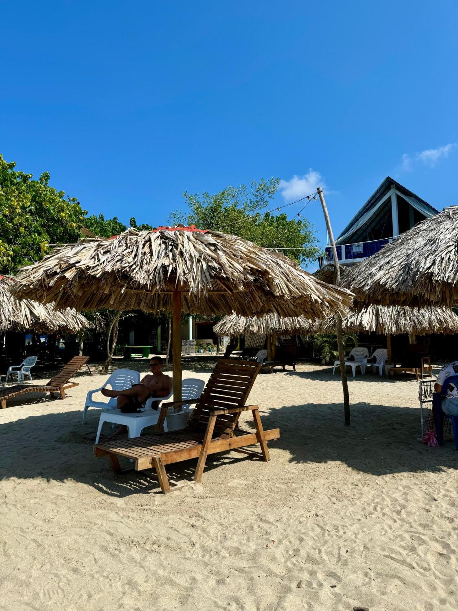 Hostel Beach House Rincón Εξωτερικό φωτογραφία