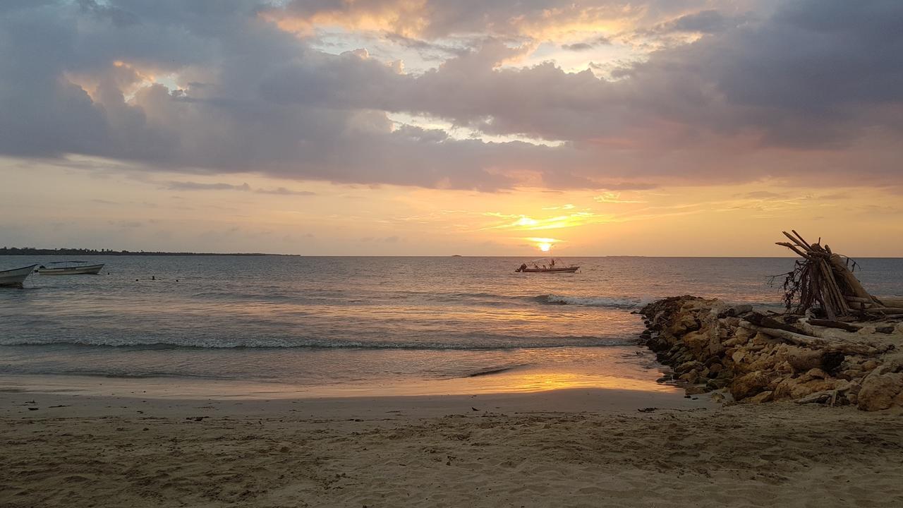 Hostel Beach House Rincón Εξωτερικό φωτογραφία